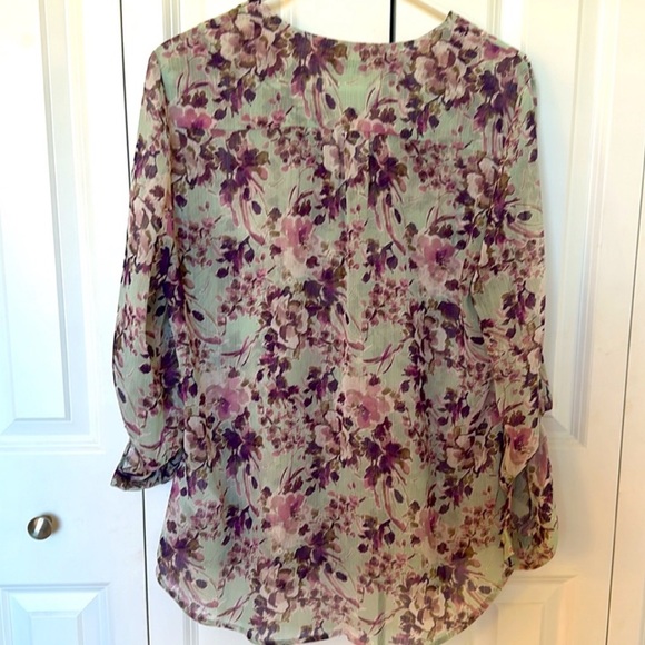 Kut From The Kloth Women’s Button Up Blouse Size M - Picture 4 of 4